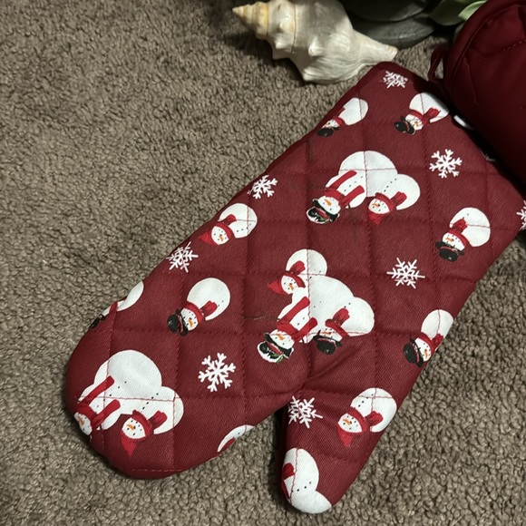 NWT-St Nicholas Square-One Pot Holder & One Oven Mitt-Snowman Themed-Maroon - Picture 4 of 9